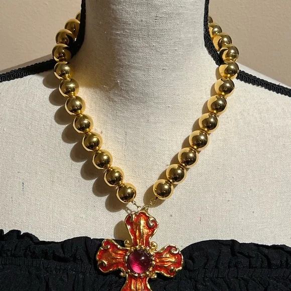 Christian Lacroix Vintage Brooch Pendant w Cabochon Center necklaces included - Picture 5 of 8